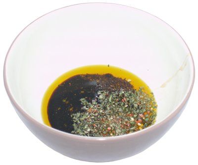 olej rzepakowy t�oczony na zimno, ocet balsamiczny, domowa vegeta, s�l, pieprz